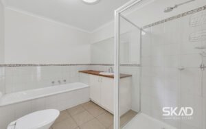 14 Cooma Lane, CRAIGIEBURN, VIC 3064 AUS