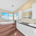 30 The Panorama, MICKLEHAM, VIC 3064 AUS