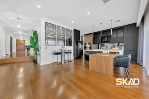 4 Nesting Vista, CRAIGIEBURN, VIC 3064 AUS