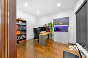 4 Nesting Vista, CRAIGIEBURN, VIC 3064 AUS