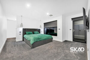4 Nesting Vista, CRAIGIEBURN, VIC 3064 AUS
