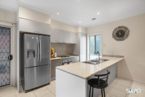 24 Waterlily Drive, EPPING, VIC 3076 AUS
