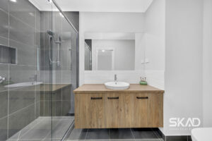37 Harfield Avenue, MICKLEHAM, VIC 3064 AUS