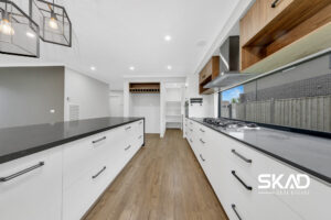 37 Harfield Avenue, MICKLEHAM, VIC 3064 AUS