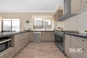 24 Thorngrove Avenue, CRAIGIEBURN, VIC 3064 AUS