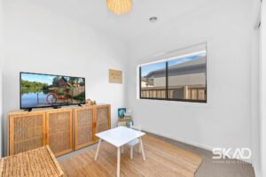 17 Caseys Way, DONNYBROOK, VIC 3064 AUS