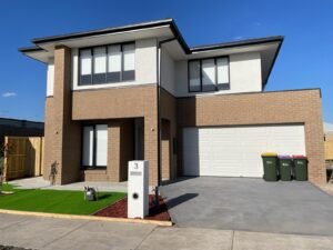 3 Swanmore Road, DONNYBROOK, VIC 3064 AUS