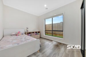 39 Madura Promenade, MICKLEHAM, VIC 3064 AUS