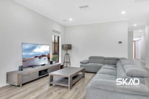 39 Madura Promenade, MICKLEHAM, VIC 3064 AUS