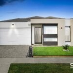 30 Flockhart Street, MICKLEHAM, VIC 3064 AUS