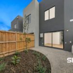 32 Hawkesbury Drive, DONNYBROOK, VIC 3064 AUS