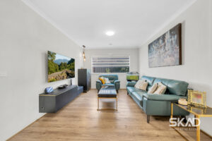24 Bellinger Circuit, CRAIGIEBURN, VIC 3064 AUS
