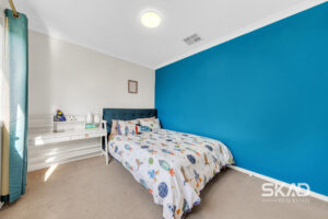 24 Bellinger Circuit, CRAIGIEBURN, VIC 3064 AUS