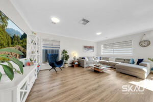 24 Bellinger Circuit, CRAIGIEBURN, VIC 3064 AUS