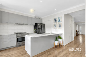 24 Bellinger Circuit, CRAIGIEBURN, VIC 3064 AUS