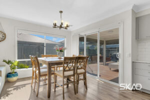24 Bellinger Circuit, CRAIGIEBURN, VIC 3064 AUS