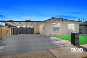 84 Centenary Drive, MILL PARK, VIC 3082 AUS