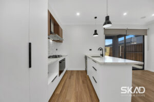 6 Bartle Way, DONNYBROOK, VIC 3064 AUS