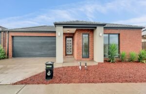 13 Arlington Park Parade, MICKLEHAM, VIC 3064 AUS