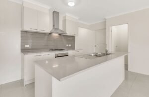13 Arlington Park Parade, MICKLEHAM, VIC 3064 AUS
