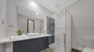 8 Harrington Avenue, CRAIGIEBURN, VIC 3064 AUS