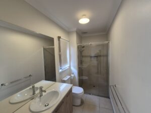 13 Alkira Boulevard, WOLLERT, VIC 3750 AUS