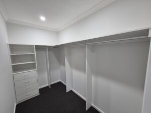 28 Creek Esplanade, DONNYBROOK, VIC 3064 AUS