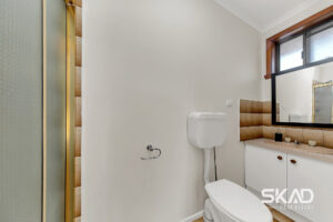 4 Uplands Place, THOMASTOWN, VIC 3074 AUS