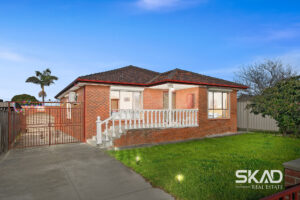 4 Uplands Place, THOMASTOWN, VIC 3074 AUS