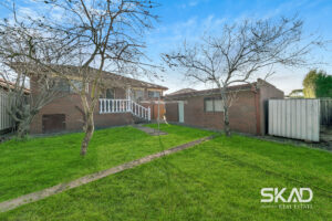 4 Uplands Place, THOMASTOWN, VIC 3074 AUS