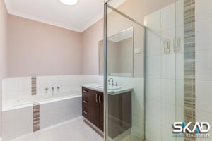 16 Millbrook Terrace, WALLAN, VIC 3756 AUS