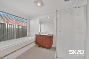 5 Parramatta Walk, CRAIGIEBURN, VIC 3064 AUS