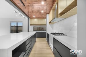 10 Fringe Drive, BEVERIDGE, VIC 3753 AUS