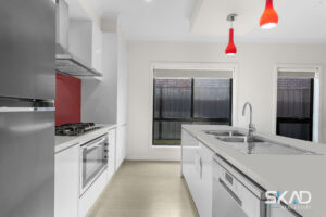 27 Coolamon Drive, CRAIGIEBURN, VIC 3064 AUS