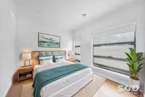 90 Farm Crescent, DONNYBROOK, VIC 3064 AUS