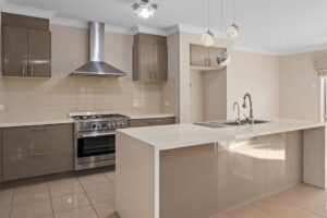 40 Moffat Drive, LALOR, VIC 3075 AUS