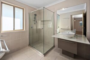 40 Moffat Drive, LALOR, VIC 3075 AUS