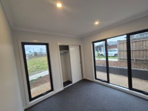 16 Radius Walk, DONNYBROOK, VIC 3064 AUS