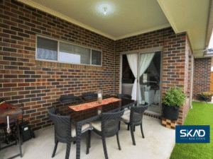 1 Harlequin Walk, EPPING, VIC 3076 AUS