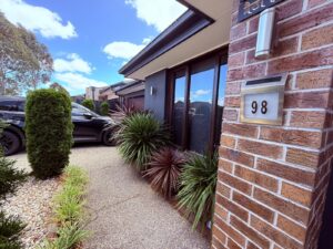 98 Eaststone Avenue, WOLLERT, VIC 3750 AUS
