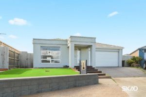 35 Galeff Avenue, TRUGANINA, VIC 3029 AUS