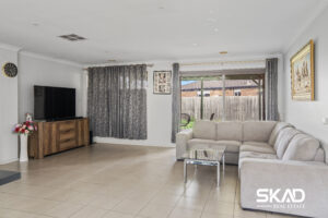 35 Galeff Avenue, TRUGANINA, VIC 3029 AUS