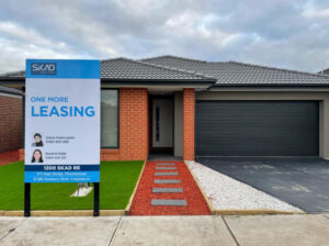 16 Mountaineer Drive, ROXBURGH PARK, VIC 3064 AUS