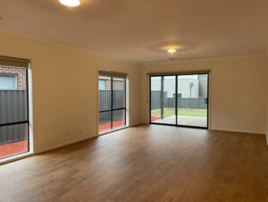 16 Mountaineer Drive, ROXBURGH PARK, VIC 3064 AUS