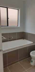 76 Hawkesbury Drive, DONNYBROOK, VIC 3064 AUS