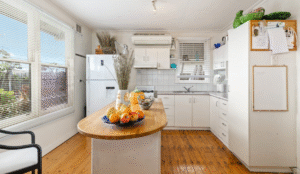 17 Cremorne Street, BRAYBROOK, VIC 3019 AUS