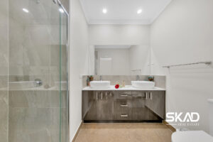 4 Hoop Court, MILL PARK, VIC 3082 AUS