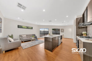 4 Hoop Court, MILL PARK, VIC 3082 AUS