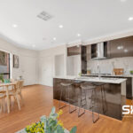 4 Hoop Court, MILL PARK, VIC 3082 AUS