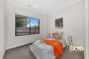4 Hoop Court, MILL PARK, VIC 3082 AUS